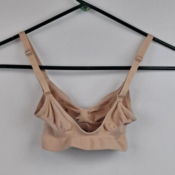 SKIMS Seamless Sculpting bra NWOT - Picture 4 of 7